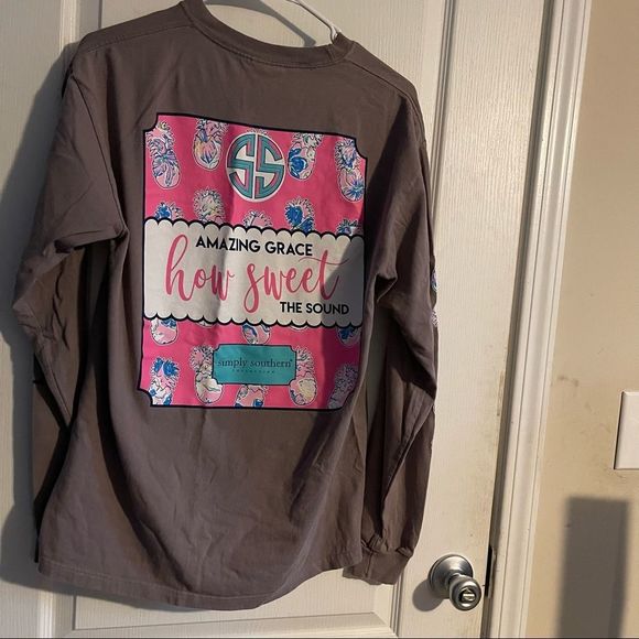 ✨SIMPLY SOUTHERN PREPPY NWOT AMAZING GRACE HOW SWEET LONG SLEEVE T-SHIRT✨ - Picture 3 of 9
